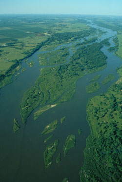 中央普拉特自然资源区普拉特河的鸟瞰图